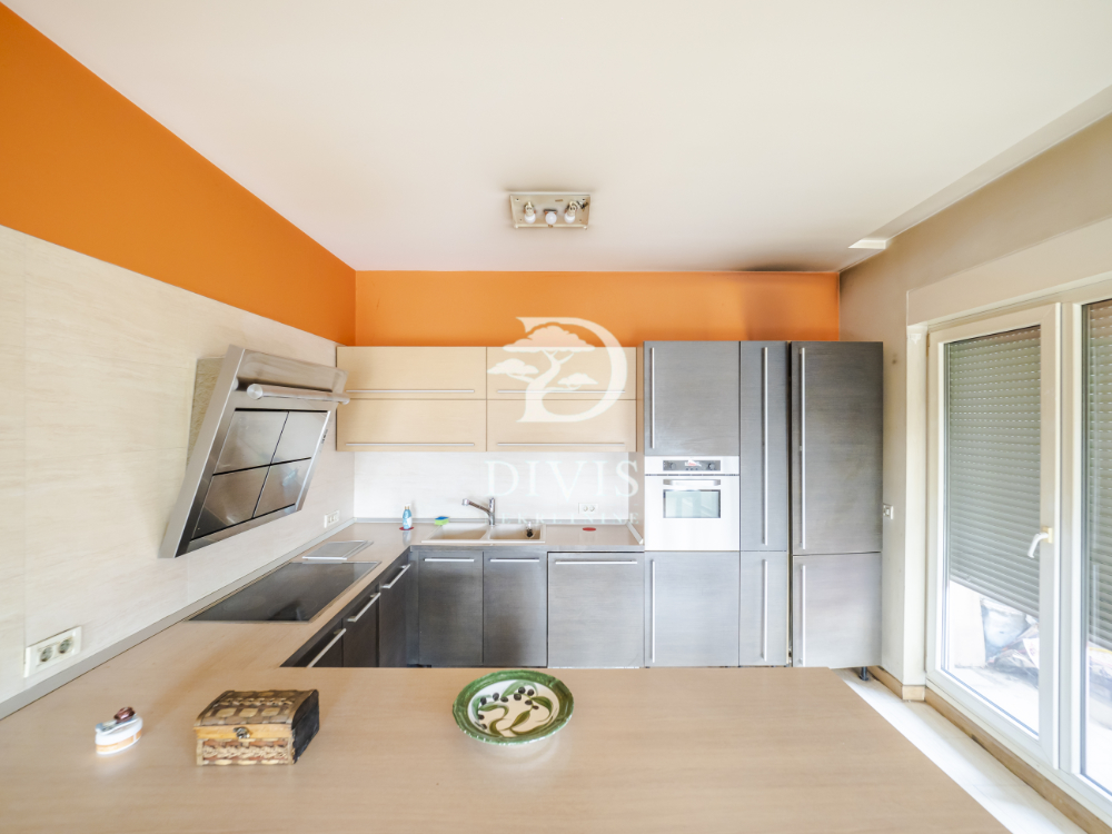 Slika 0 - Požeška, Četvorosoban stan na prodaju, 132m2, 435.600€